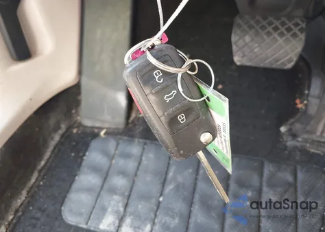 2017 Volkswagen Tiguan 2.0T Wolfsburg Edition из США, поврежденный, VIN WVGSV7AX5HK003552